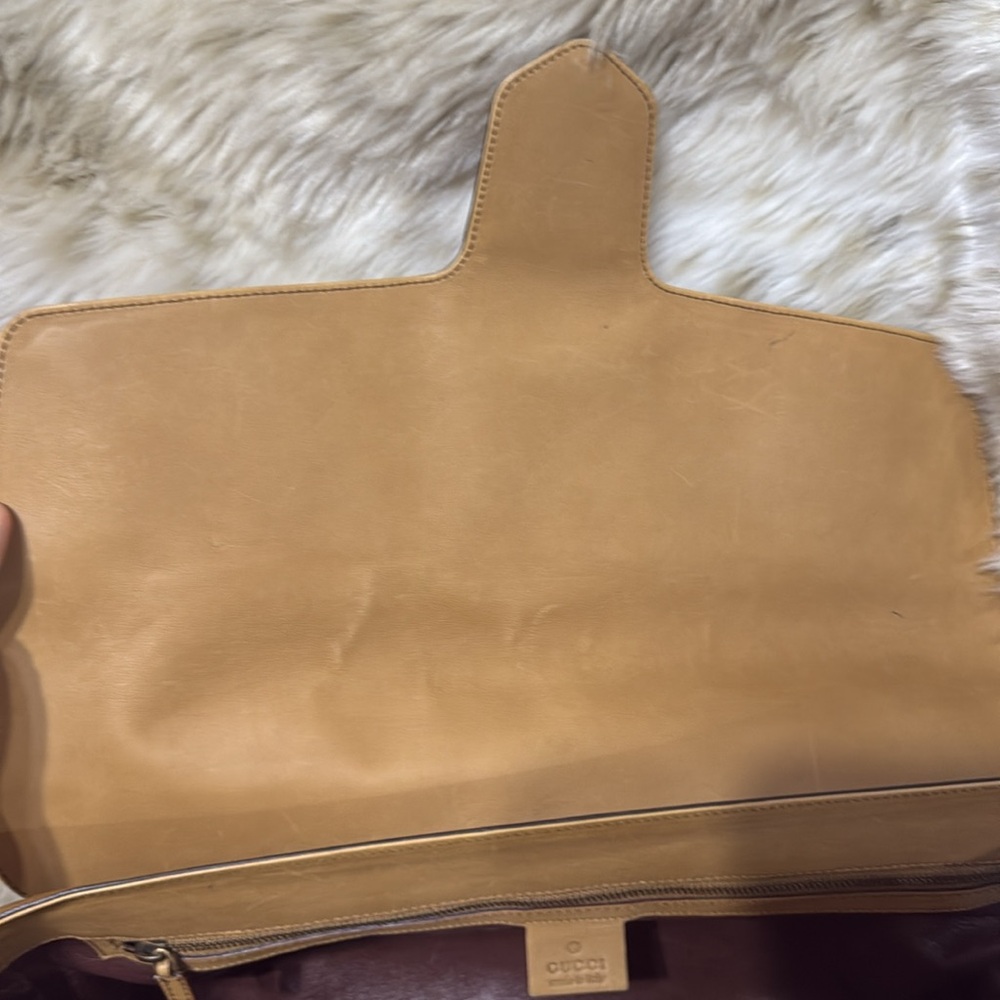 Gucci Women's Tan Leather Bag - Picture 6 of 16